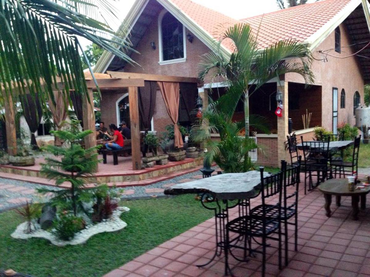 Bognot Lodge : Alvin Bognot Mt Pinatubo Guesthouse And Tours Santa Juliana Phòng bức ảnh