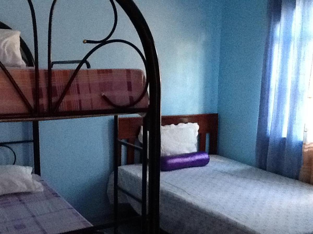 Bognot Lodge : Alvin Bognot Mt Pinatubo Guesthouse And Tours Santa Juliana Phòng bức ảnh