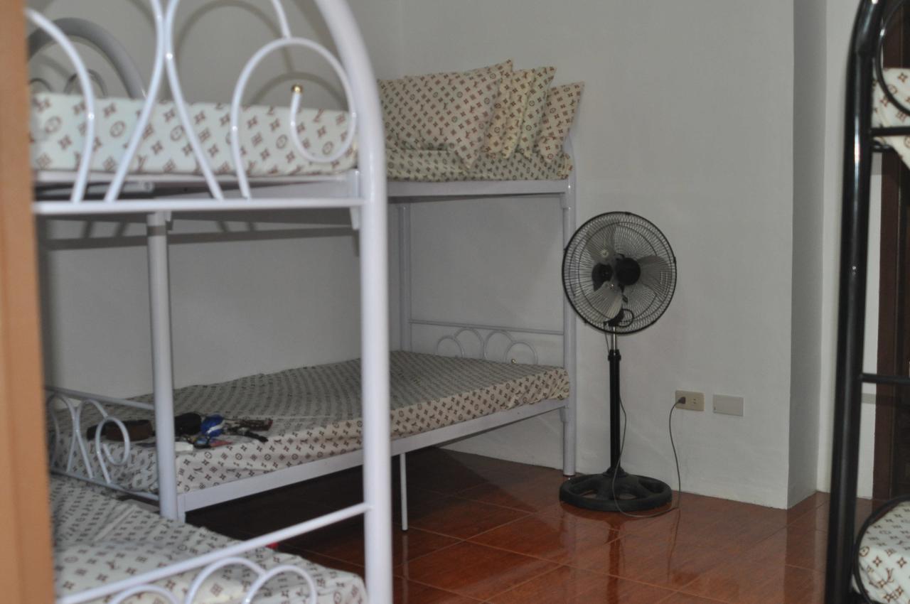 Bognot Lodge : Alvin Bognot Mt Pinatubo Guesthouse And Tours Santa Juliana Phòng bức ảnh